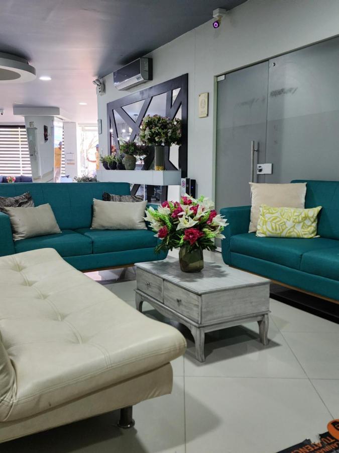 Hotel Quarta Avenida Монтерия Экстерьер фото