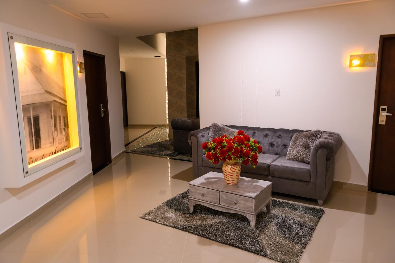 Hotel Quarta Avenida Монтерия Экстерьер фото