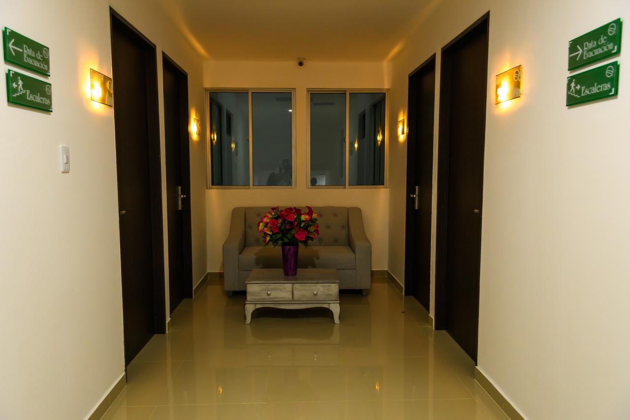 Hotel Quarta Avenida Монтерия Экстерьер фото